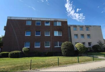 Geräumige 2-Zimmer-Wohnung im Staffelgeschoss mit großzügigem Grundriss in Uetersen