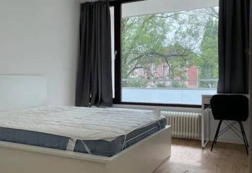 Bezugsfertiges WG-Zimmer in 5er WG mit Wohlfühlfaktor - Leopoldstraße 138