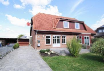 Familienglück in Preetz - Reihenendhaus mit 4 Zimmern, zwei Terrassen und großem Außenbereich