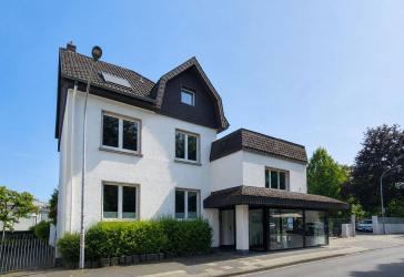 Attraktives und renoviertes Anlageobjekt! 6 Einheiten, stabiler Ertrag, Brutto-Rendite 5,30%!