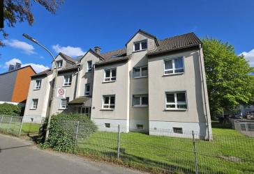 Mehrfamilienhaus mit Baugrundstück in Dortmund
