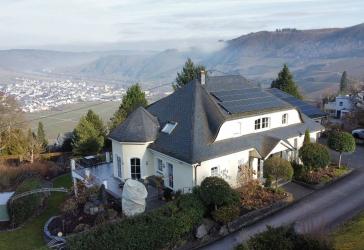 Traumhaus, Traumlage, Traumblick - Einmalige Villa in Leiwen