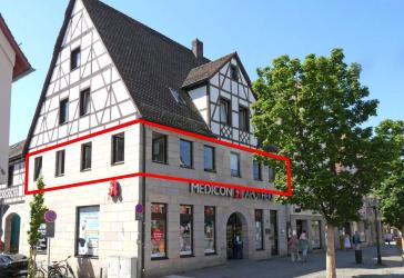 Lauf a.d. Pegnitz : Bürofläche im 1.OG, ca 213 m² mit 5 Büroräumen
