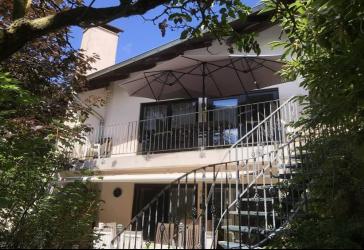 Mansfeld-Südharz OT Gerbstedt: Einfamilienhaus auf großem Grundstück, Pool