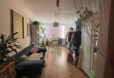 WG Zimmer in Altbau 3 er Mädels WG mitten in der Ravensburger Innenstadt