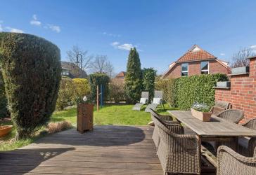 Familienglück in Barsbüttel - gepflegtes Endreihenhaus mit sonniger Terrasse, Carport und zusätzlichem Stellplatz