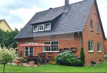 Scholen- Einfamilienhaus in Ortsrandlage zu verkaufen