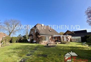 RESERVIERT! Trautes Heim - Glück allein! Landhaus mit zwei Garagen in ruhiger Lage PROVISIONSFREI!