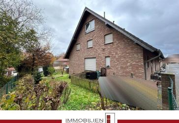 Großzügige Doppelhaushälfte mit Garten, Balkon und Stellplatz in ruhiger Waldrandlage