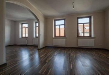 Top Investition - 50% Anteil an schönem Mietshaus in Toplage von Forchheim. Noch günstig, aber die Immobilienpreise steigen wieder!