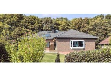 Attraktiver Bungalow in ruhiger Waldrandlage - stadtnah und familienfreundlich