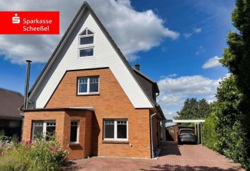 Gepflegtes Einfamilienhaus in ruhiger Feldrandlage