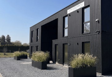 Wohnen im skandinavischen Stil, mit Holz und moderner Technik
