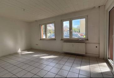 **In Renovierung!** 3.5-Zimmer- Erdgeschosswohnung mit Balkon!