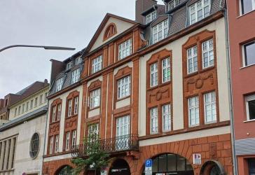 Saarbrücken! Großzügige Ladenfläche im EG, in Saabrücken - direkt am Beethovenplatz, Nähe der Innenstadt von Saarbrücken