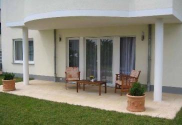 Einfamilienhaus mit Einliegerwohnung in ruhiger Lage