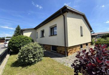 Charmantes Einfamilienhaus in Randlage