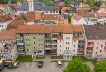 Barrierefreies Wohnen mit Aufzug im Zentrum von Weida! 3-Raum-Wohnung mit Balkon!