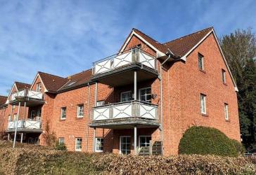 Gepflegte Dachgeschosswohnung in zentraler Stadtlage