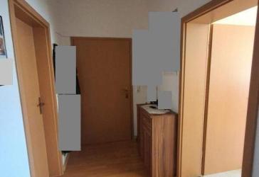 Objekt-Nr.:13325 - vermietete 2-Zimmer-ETW im EG mit Dusche, Wanne, Balkon und Abstellraum in Denkmalschutzobjekt in Plauen