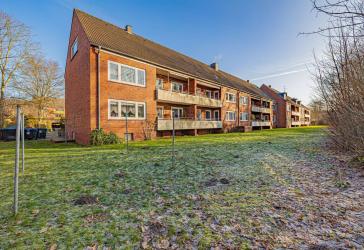 Mehrfamilienhaus mit acht Wohnungen & Ausbaureserve