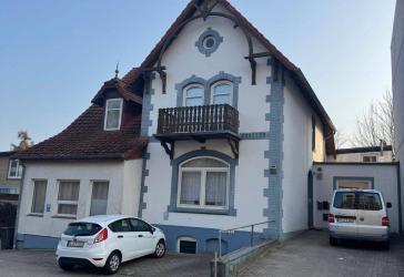 Faktor 12,6! Gebäude Ensemble bestehend aus Neubau und Altbau!
