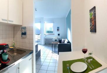 Von PRIVAT Ab November 26 frei Hochwertiges Apartment vollmöbliert und schönem Balkon