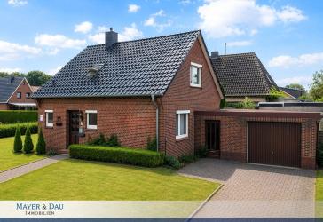Freistehendes Einfamilienhaus mit Wintergarten, Garage und großem Gestaltungspotenzial, Obj. 9850