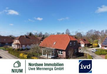 GERÄUMIGES WOHNHAUS MIT DOPPELGARAGE