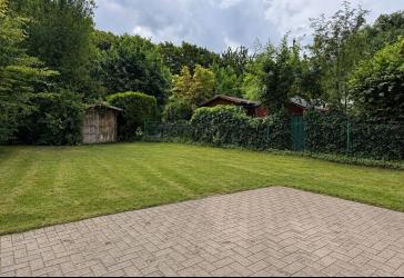 Familienfreundliches Einfamilienhaus in Düsseldorf - Einbrungen