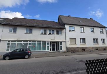 2 auf einen Streich (Wohn- u. Geschäftshaus - Investor gesucht…)