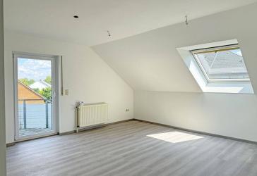 Renovierte und moderne 2 Zimmer-Wohnung mit neuer Einbauküche in Bad Oeynhausen-Oberbecksen