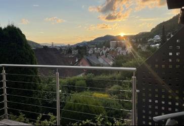 Toller Altbau mit fantastischer Aussicht in TOP Zustand