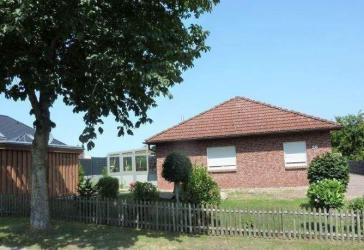 Barrierefreier Bungalow mit Wintergarten und Kaminofen