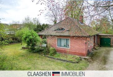 Charmantes Zuhause mit Kamin und Platz für Ihre Wohnideen