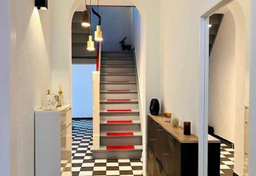Treten Sie bitte ein! Doppelhaushälfte 6 Zimmer, 170 qm Wohnfläche in ländlicher Lage.
