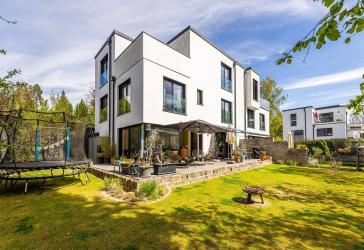 HEGERICH: Architektenhaus der Extraklasse mit hochwertiger Ausstattung