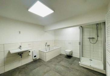 Ihr Neues Zuhause! 4-Zimmer mit Gästebad & Aufzug