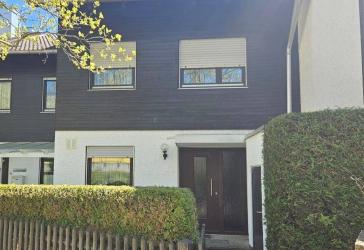 Charmantes Reihenmittelhaus mit Potenzial in Unterpfaffenhofen