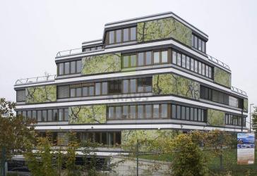 Flexibel nutzbare Gewerbefläche im Breitspiel