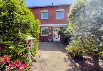 Familienfreundliches Reihenhaus mit Garten, Balkon und viel Gestaltungspotenzial