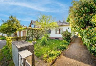 SCHÖN Immobilien: Baugrundstück mit Naturschutzanteil in Feldmoching am Mühlbach