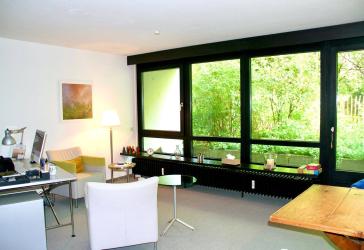 Großzügiges 5 Zimmer Apartment als Wohnung, Büro oder Praxis in ruhiger Sackgasse
