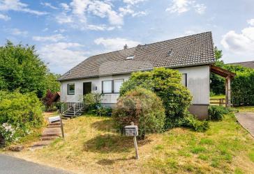 Zeit zum Selbstverwirklichen - Großzügiges Wohnhaus in wunderschöner Lage!