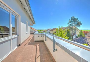 TERRASSENWOHNUNG MIT BERGBLICK!