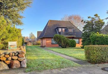 Dorfcharme in SPO – Doppelhaushälfte mit Garten