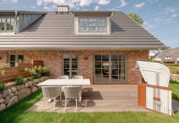 Sylt/Westerland: Neubau-Doppelhaushälfte, strandnah – 190 m², 5 Zimmer, Ferienvermietung möglich