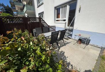 Zentrale 3-Zimmer-Erdgeschosswohnung mit Terrassen- und Gartenzugang in Oberursel