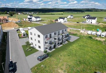 KFN-QNG-Neubau in Zeitlarn: Moderne 3-Zimmer-Eigentumswohnung mit Balkon
