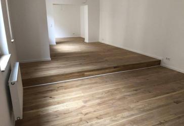 Stilvoll kernsanierte 56 qm Altbau-Wohnung